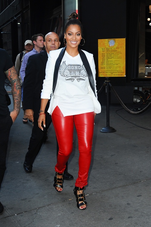 LaLA Anthony in leather pants2