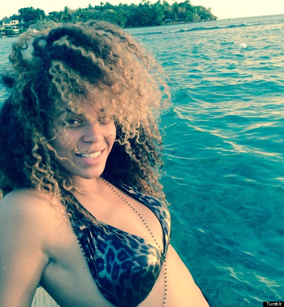 Beyonce in Dominican Republic 1